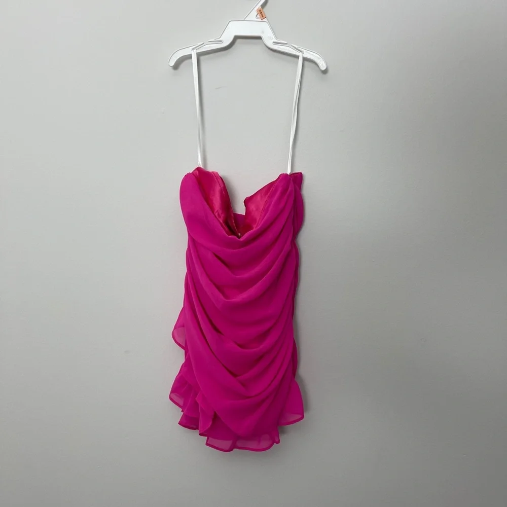 About US Lorraine Ruched Skirt in‎ Hot Pink